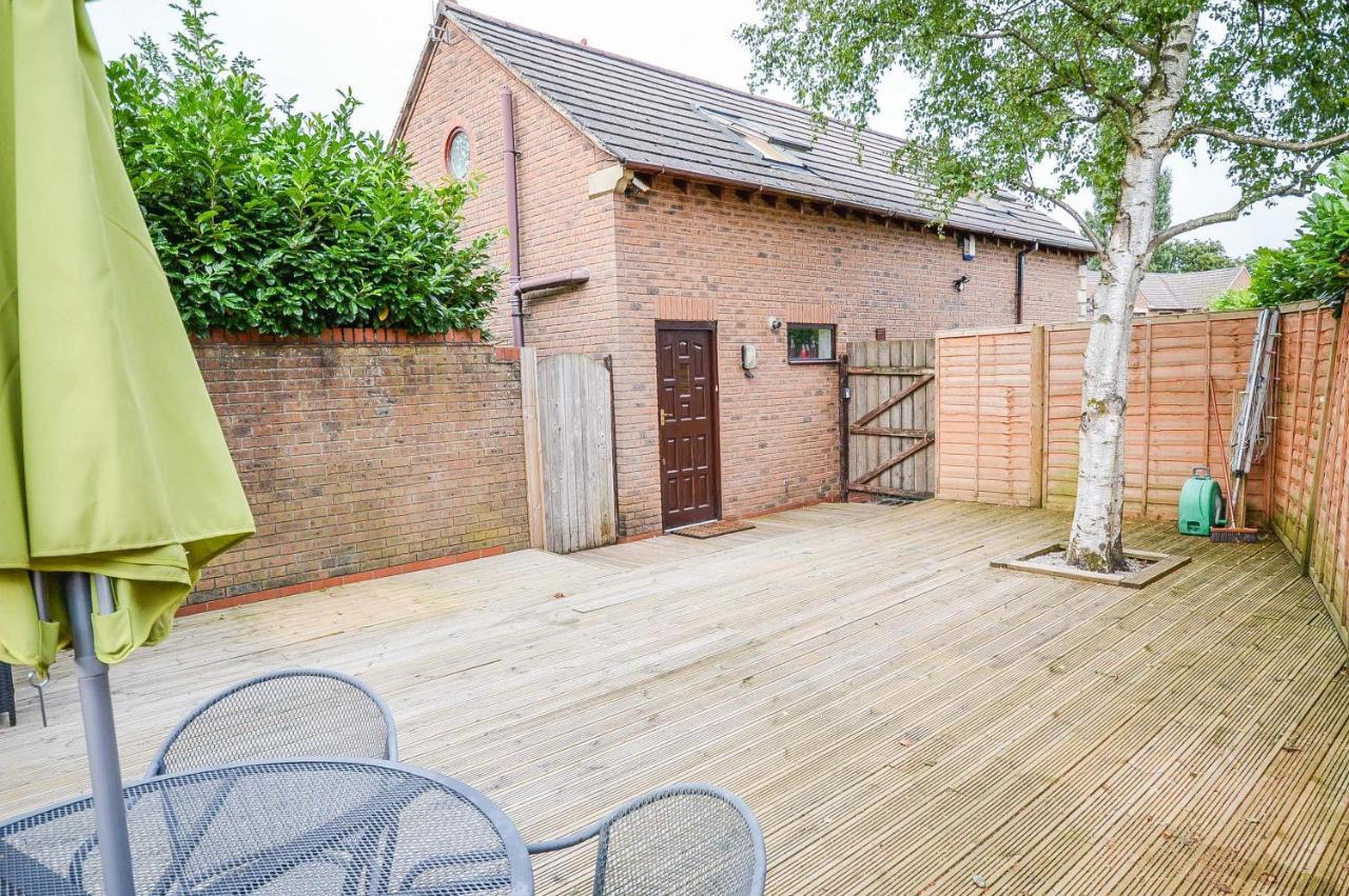Ayuda House Hotel Altrincham Exterior foto